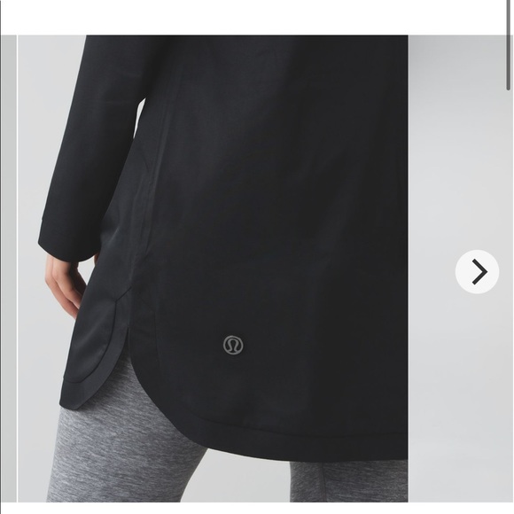 Lululemon definitely raining rain jacket - Picture 5 of 10